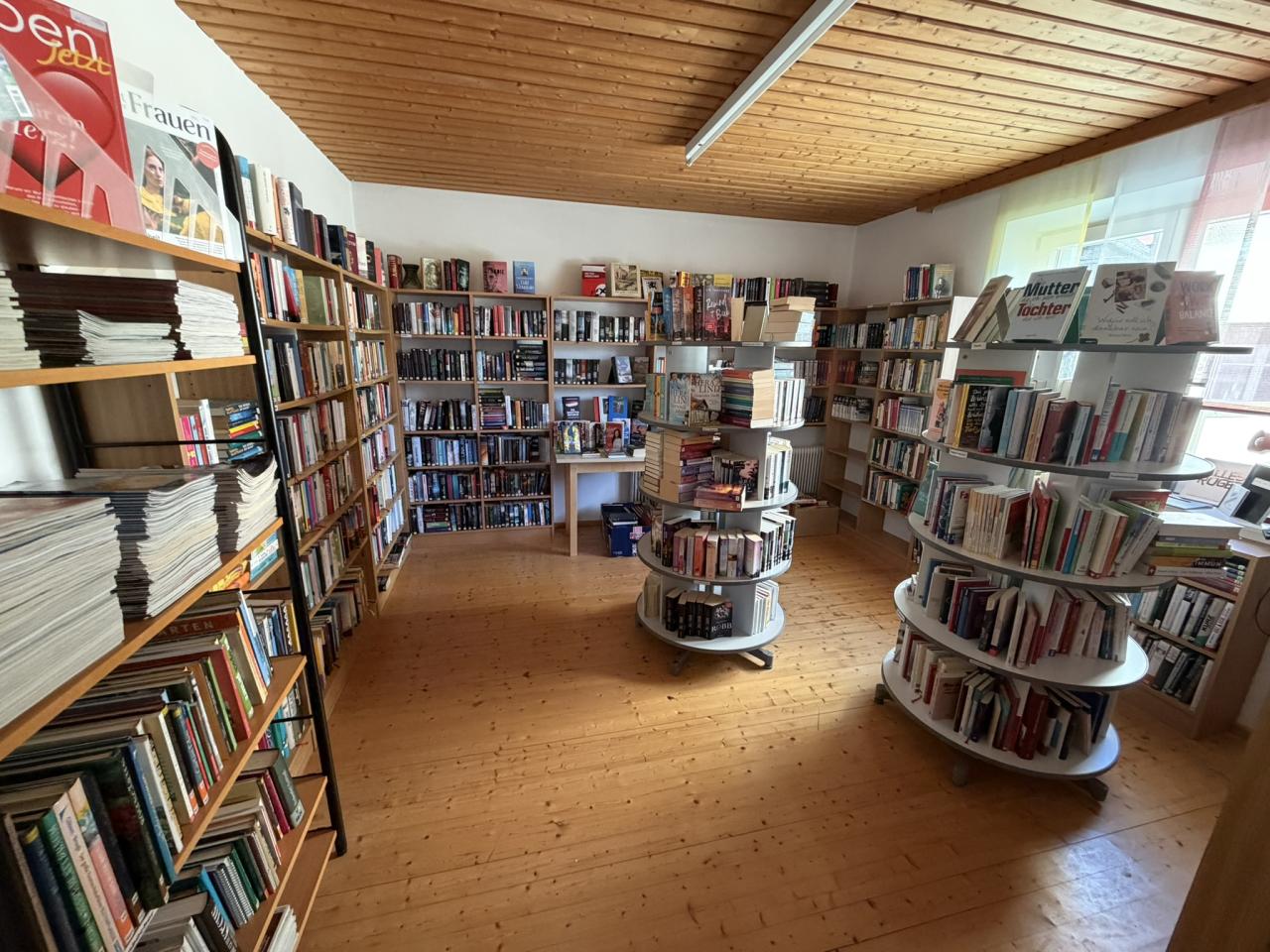 Bücherei Pöllauberg innen